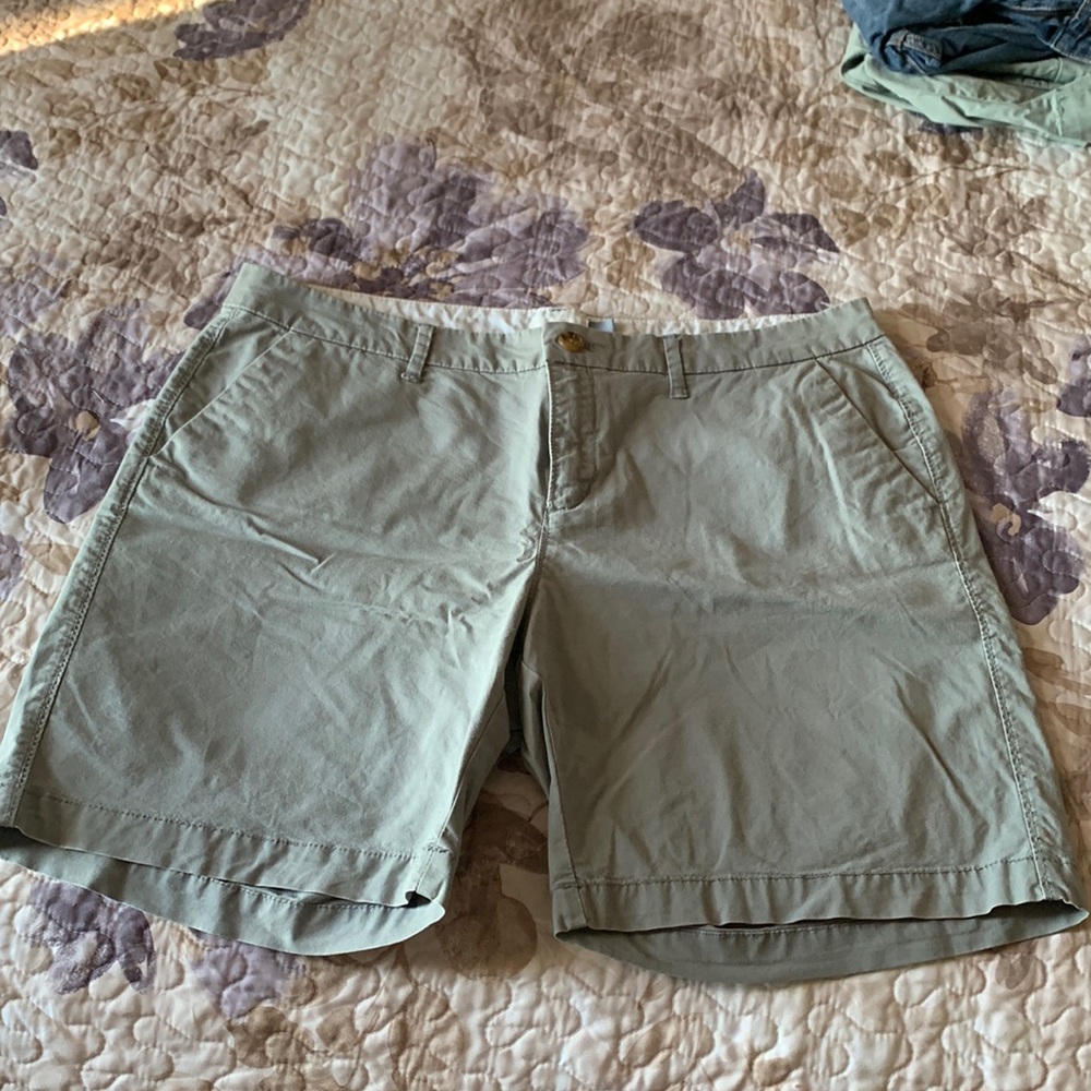 Old Navy dress shorts